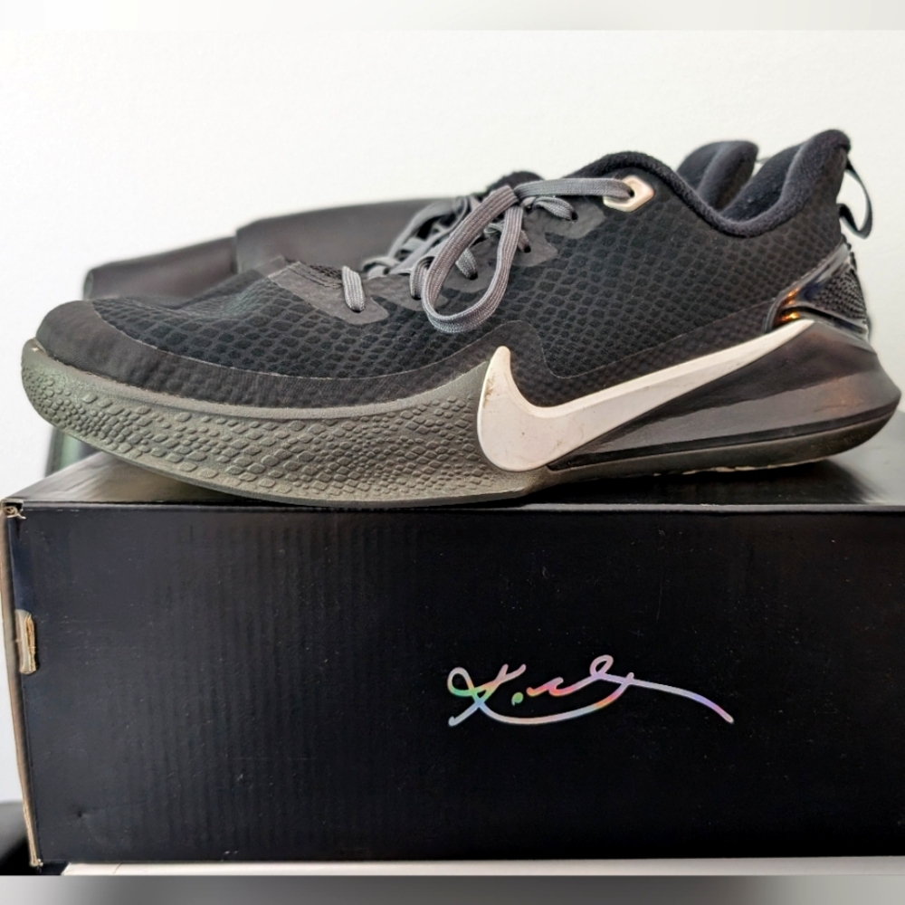 Nike Mamba Focus Sneakers Size 10